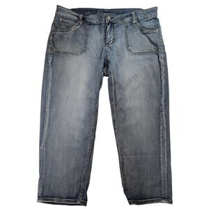 Lane Bryant Capri Pants Womens Size 20 Medium Wash Blue Casual Stretch